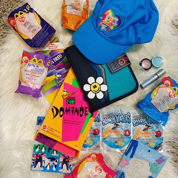 Vintage Other - MYSTERY 90s BOX - I ❤️ The 90s Vintage Mystery Box